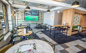 Southern Cross Hotel